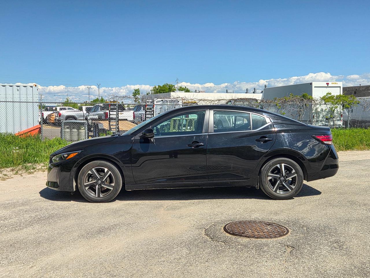 2024 Nissan Sentra SV Photo