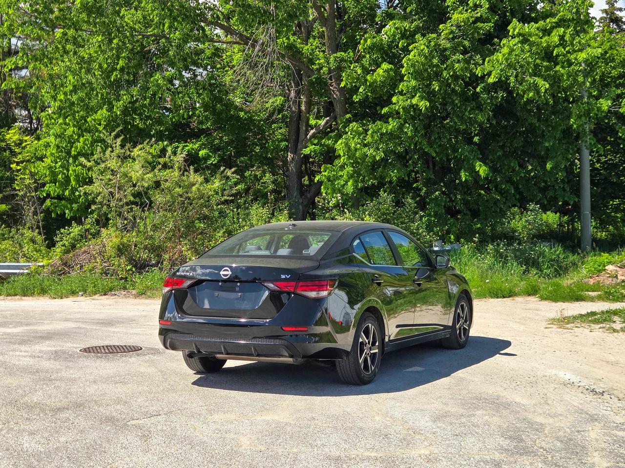 2024 Nissan Sentra SV Photo