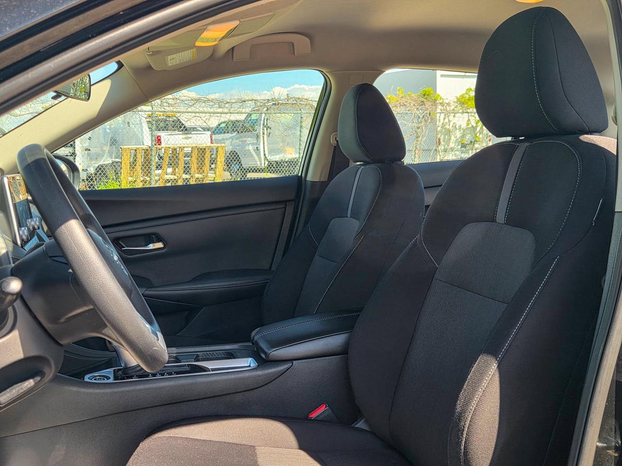 2024 Nissan Sentra SV Photo