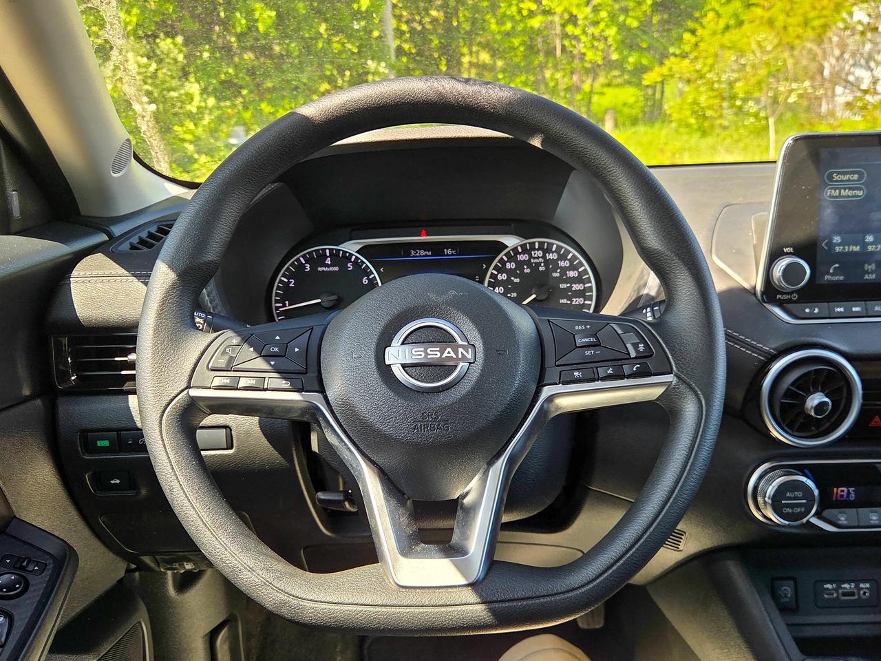 2024 Nissan Sentra SV Photo