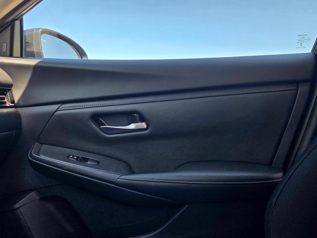 2024 Nissan Sentra SV Photo