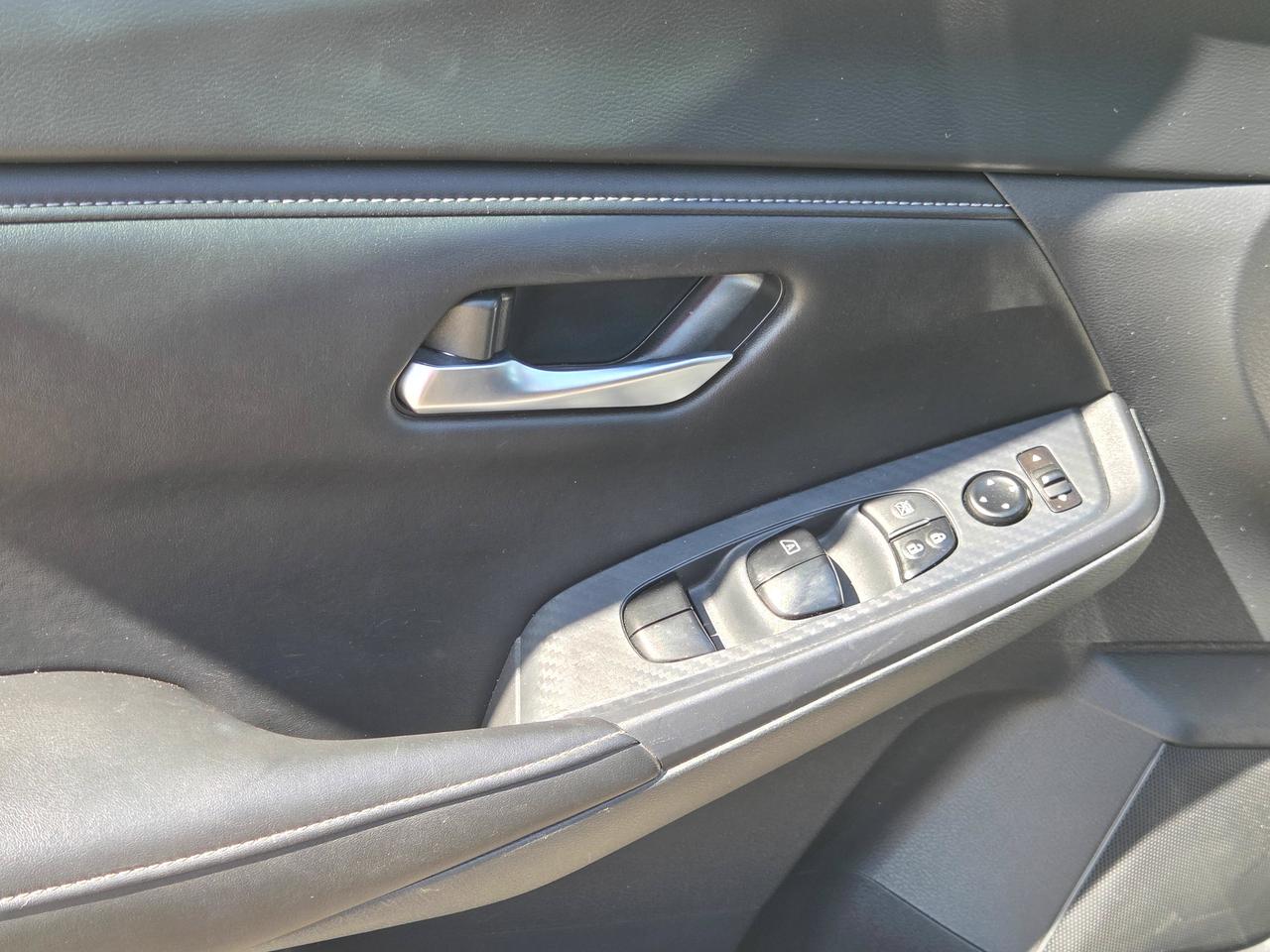 2024 Nissan Sentra SV Photo