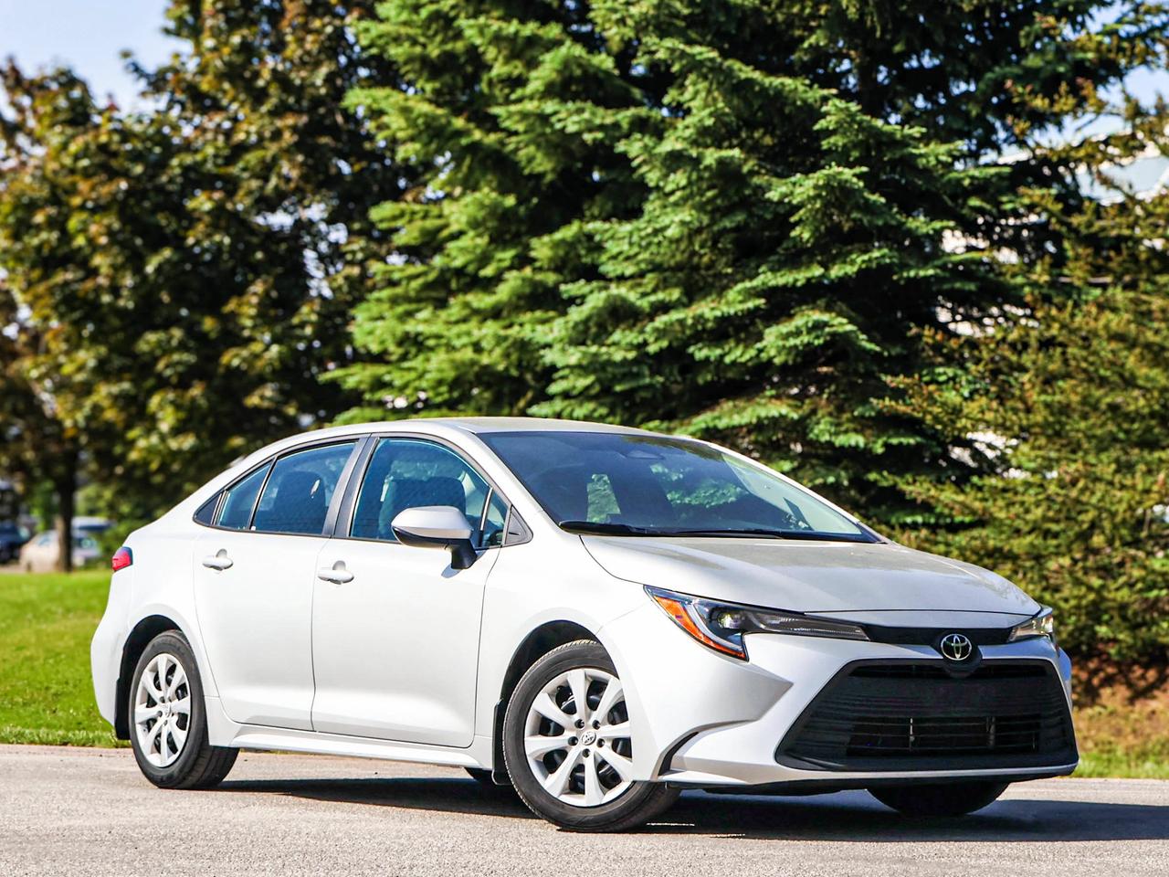 2025 Toyota Corolla LE Photo