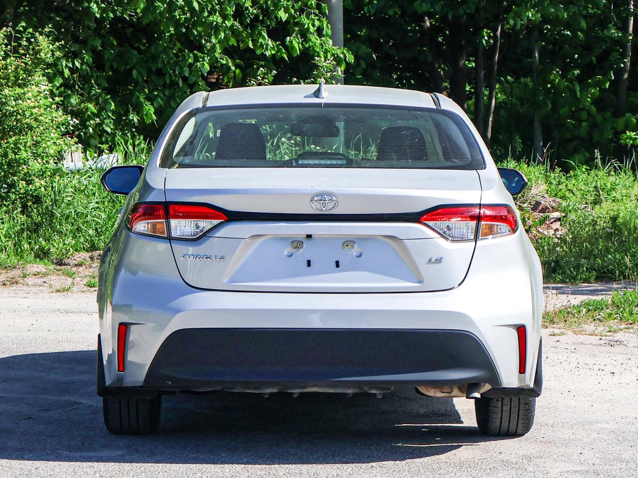 2025 Toyota Corolla LE Photo