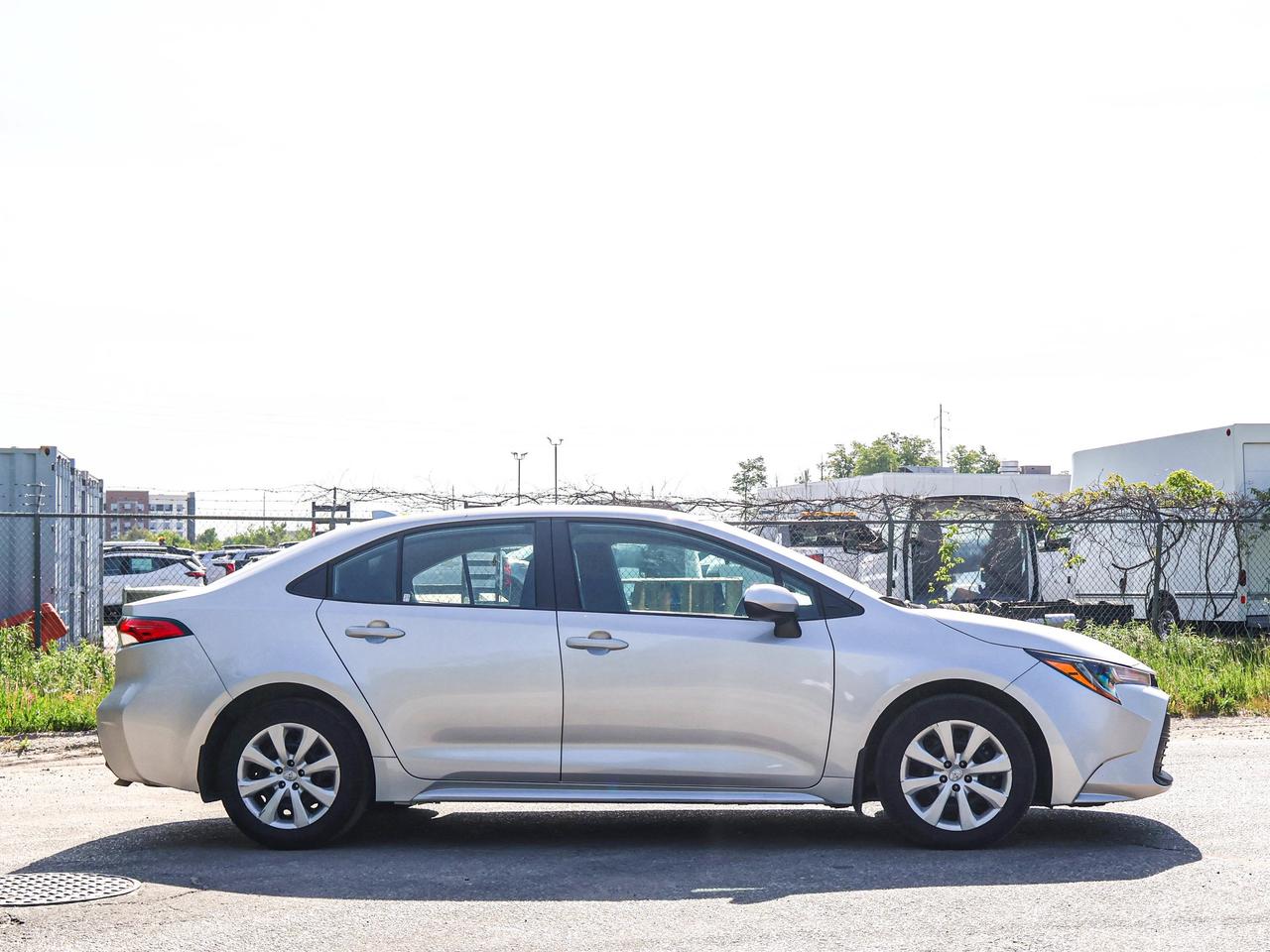 2025 Toyota Corolla LE Photo