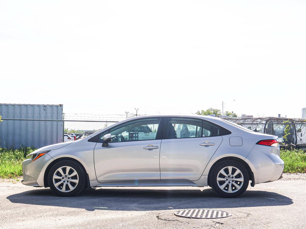 2025 Toyota Corolla LE Photo