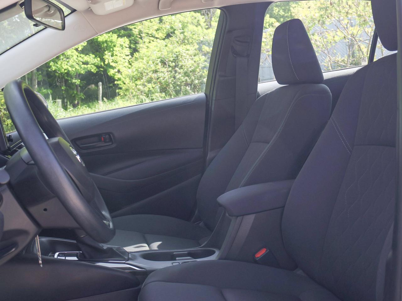 2025 Toyota Corolla LE Photo