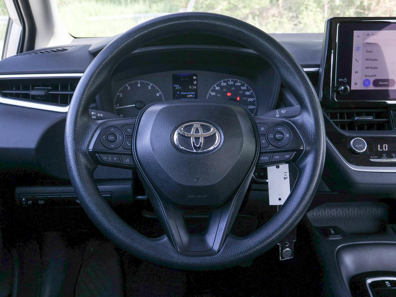 2025 Toyota Corolla LE Photo