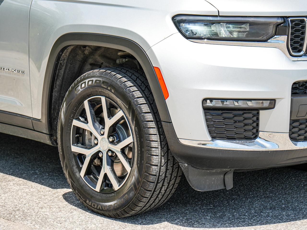 2024 Jeep Grand Cherokee L Limited Photo