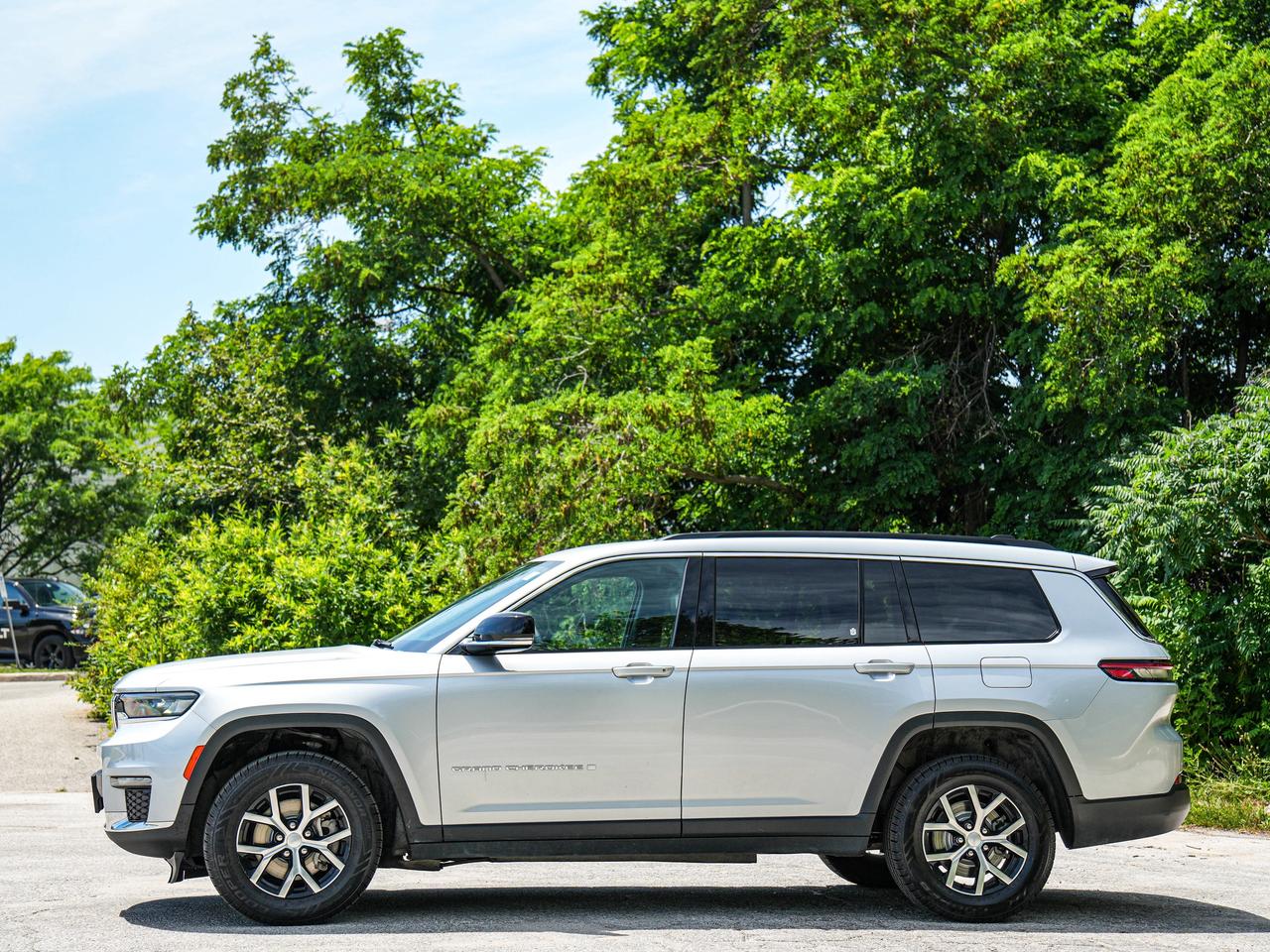 2024 Jeep Grand Cherokee L Limited Photo
