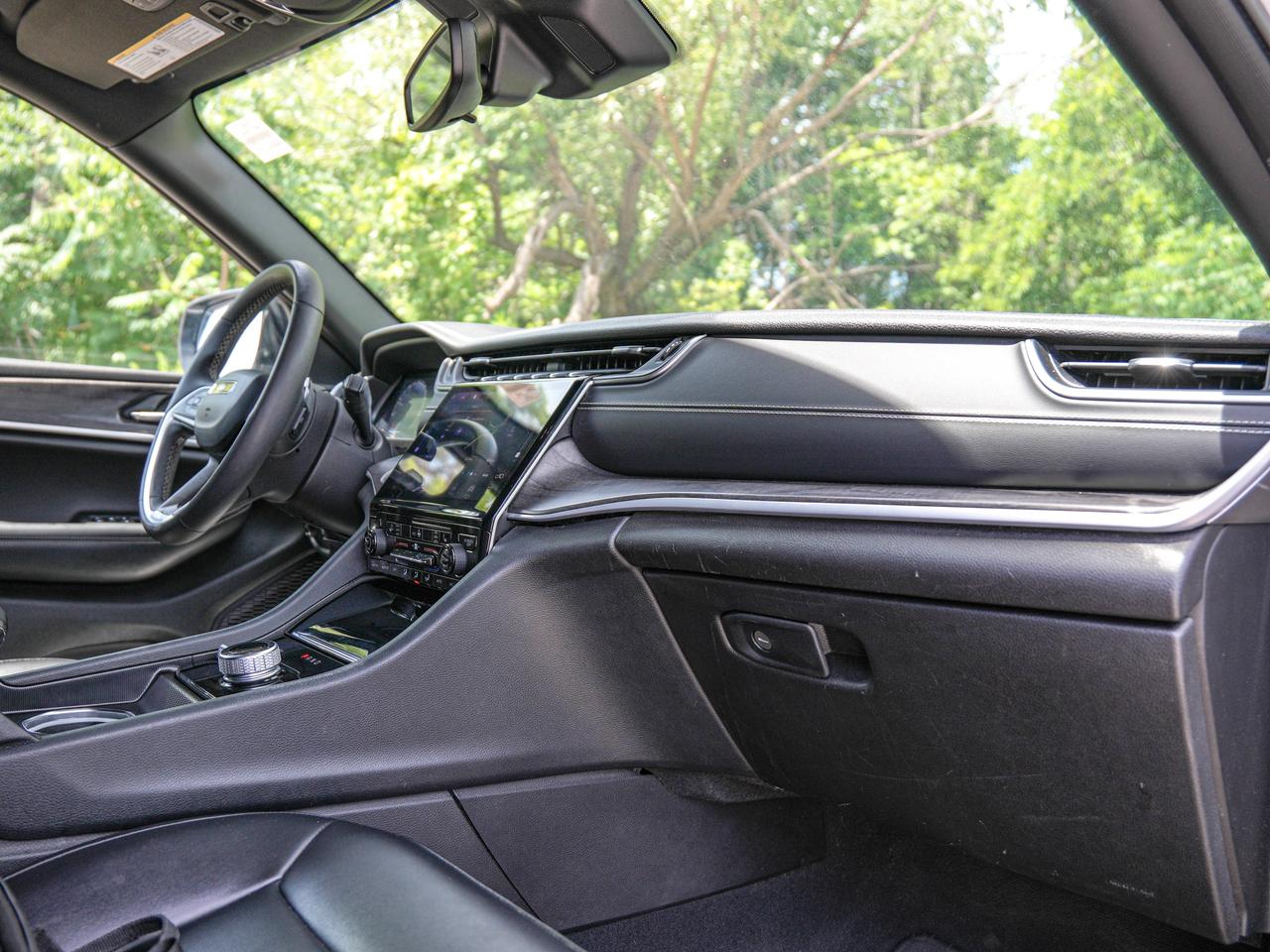 2024 Jeep Grand Cherokee L Limited Photo