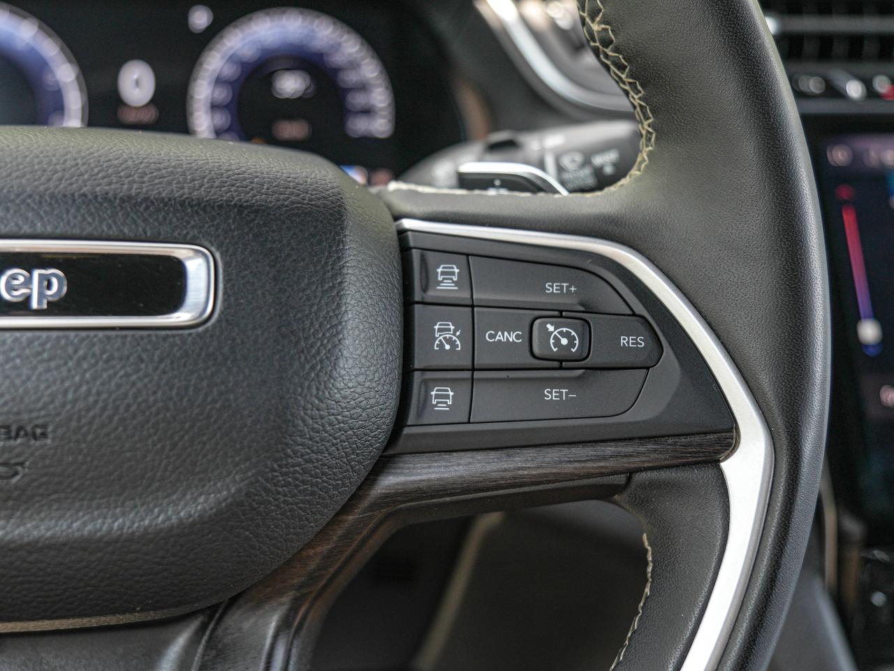 2024 Jeep Grand Cherokee L Limited Photo
