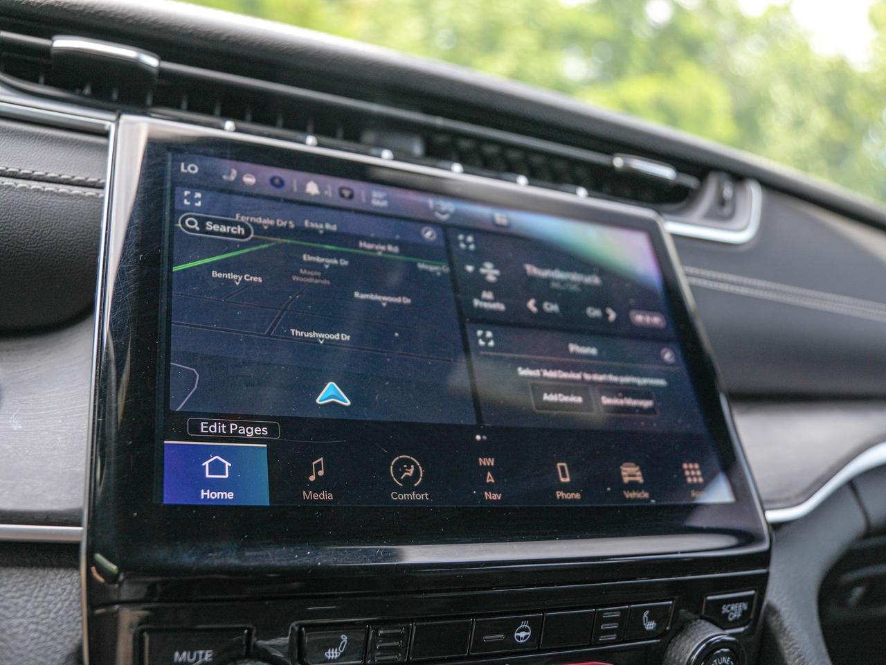 2024 Jeep Grand Cherokee L Limited Photo