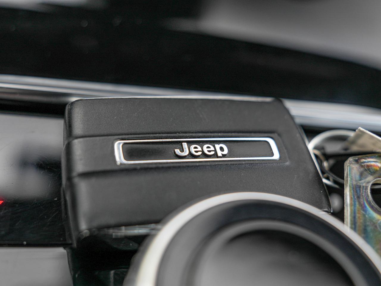 2024 Jeep Grand Cherokee L Limited Photo