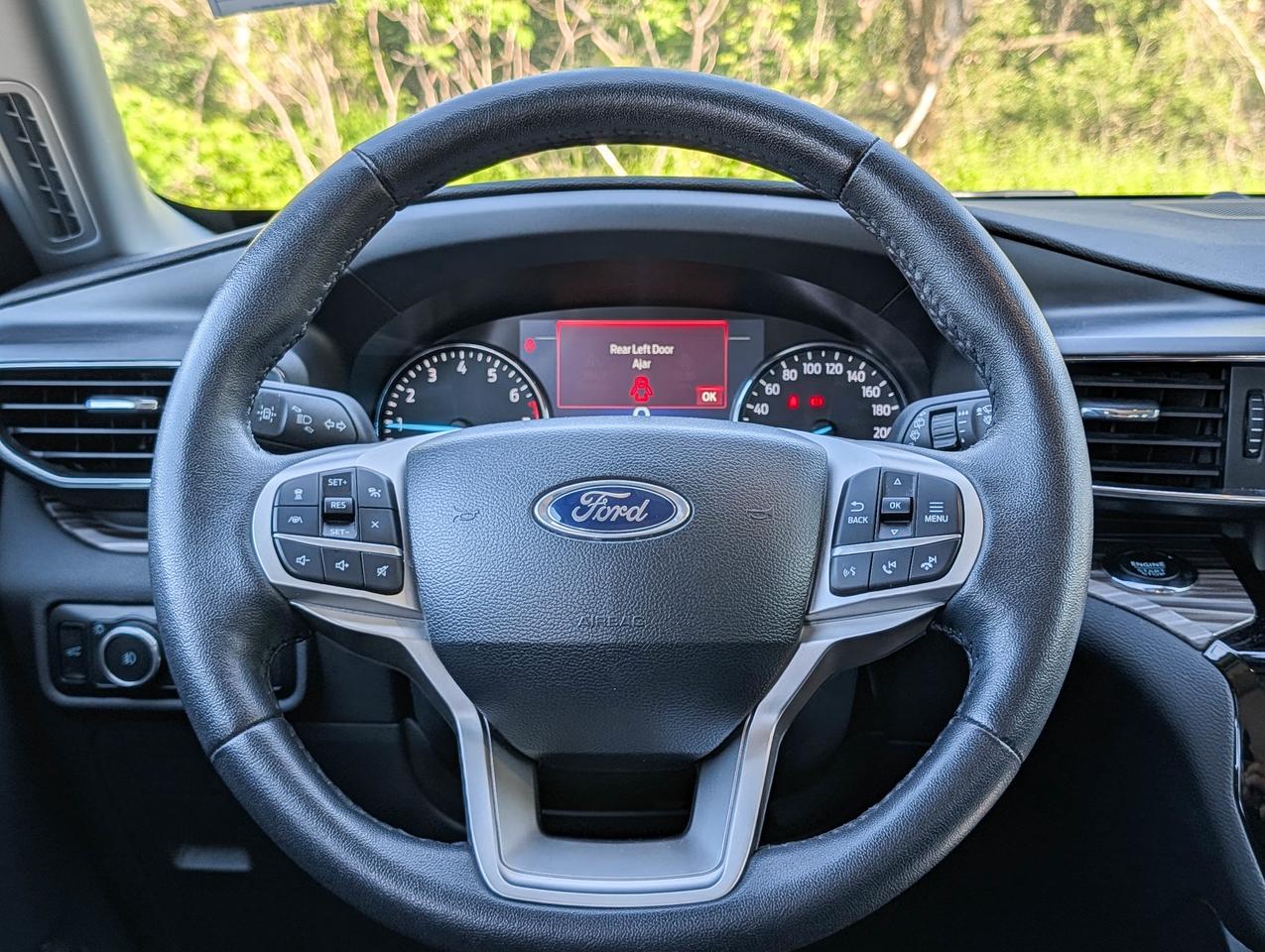2024 Ford Explorer LIMITED Photo