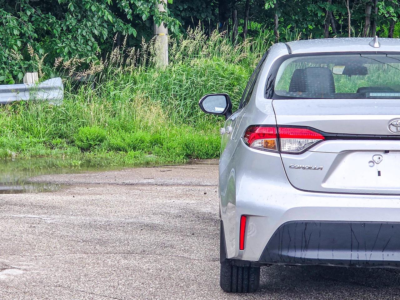 2024 Toyota Corolla LE Photo