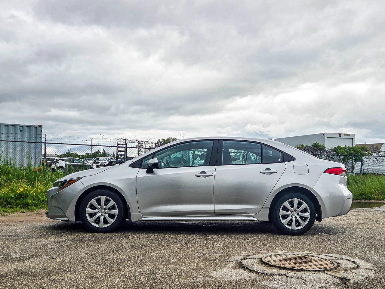 2024 Toyota Corolla LE Photo