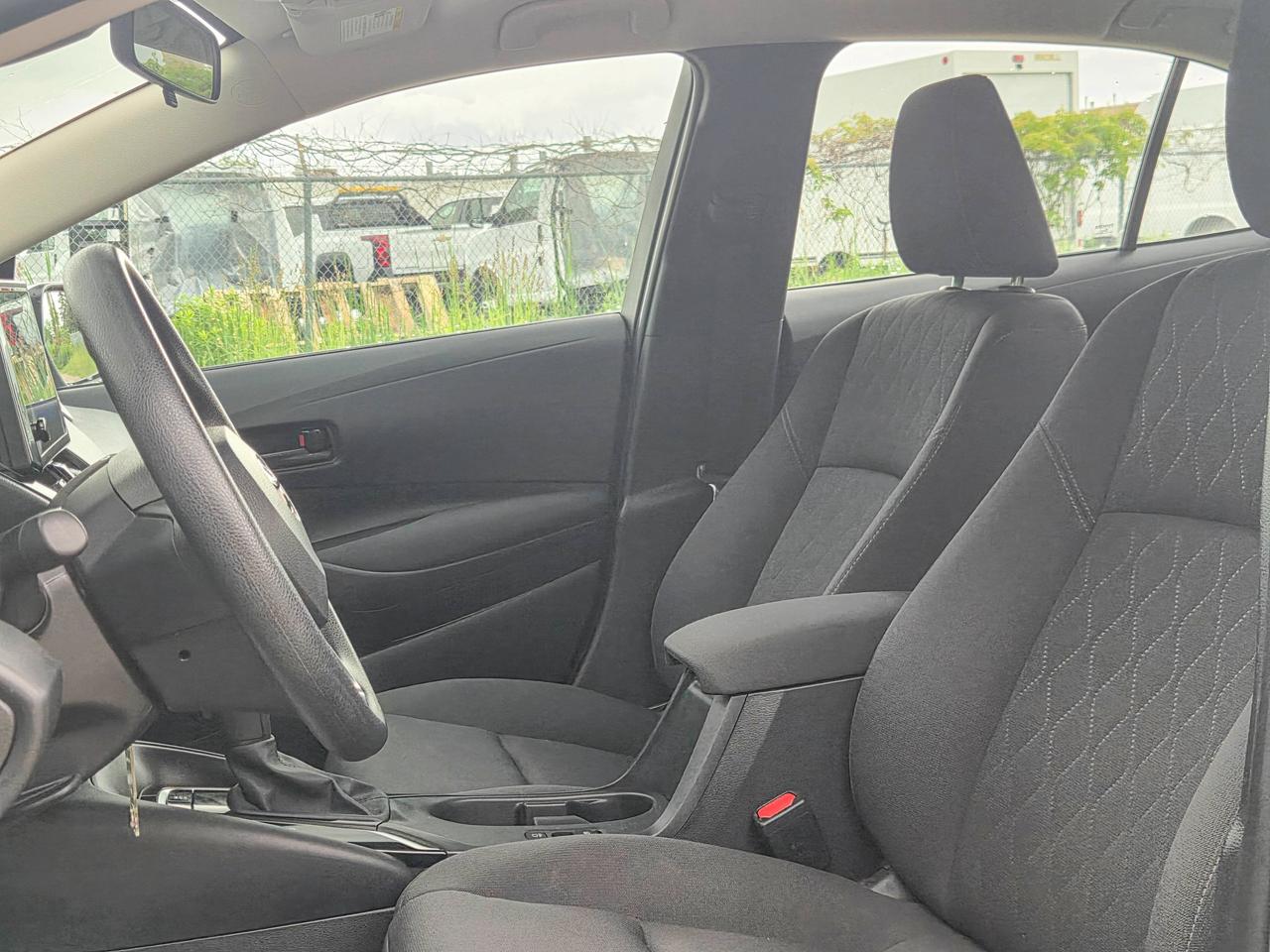 2024 Toyota Corolla LE Photo