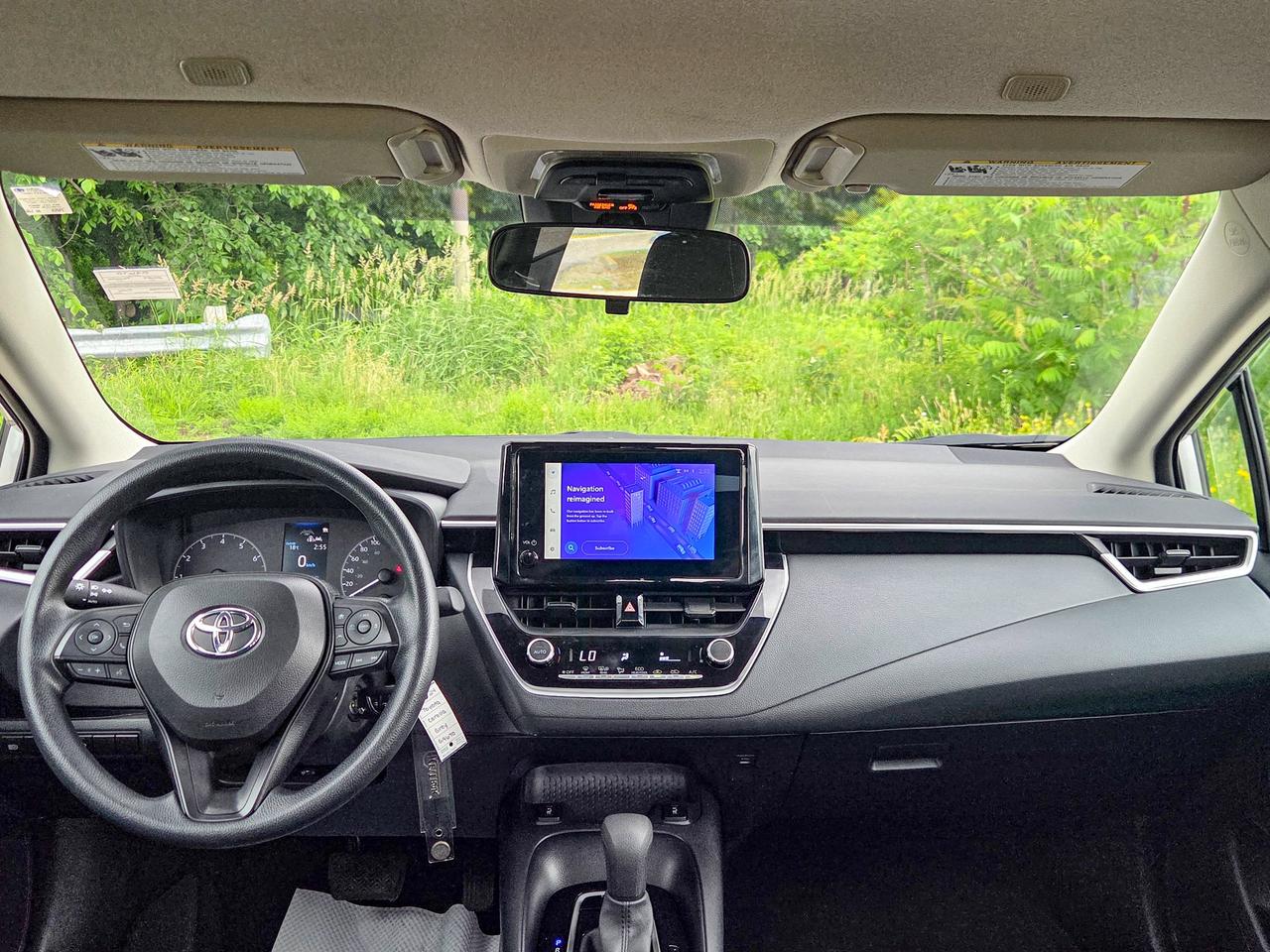 2024 Toyota Corolla LE Photo