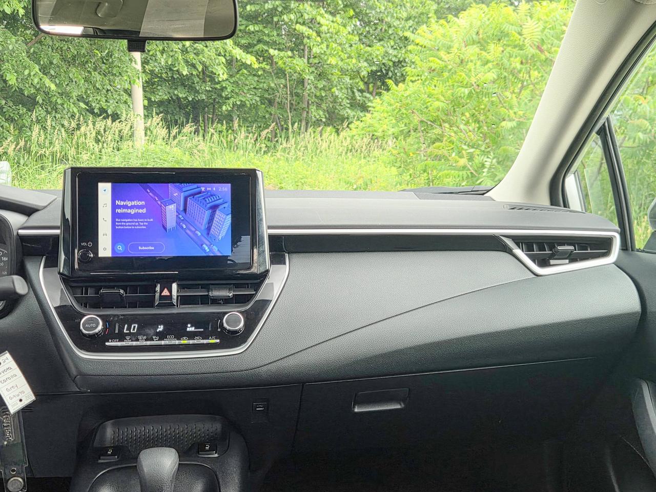 2024 Toyota Corolla LE Photo