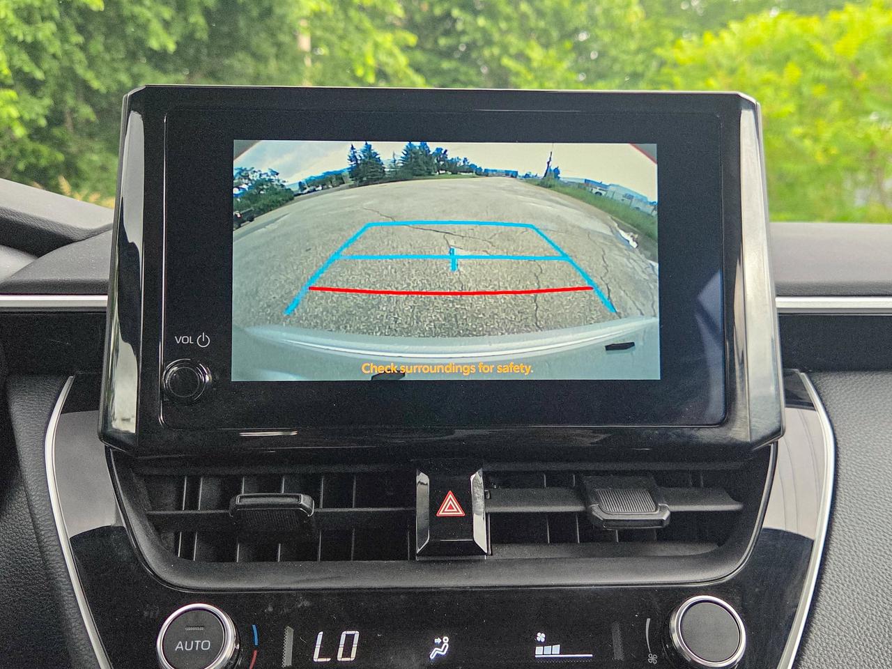 2024 Toyota Corolla LE Photo