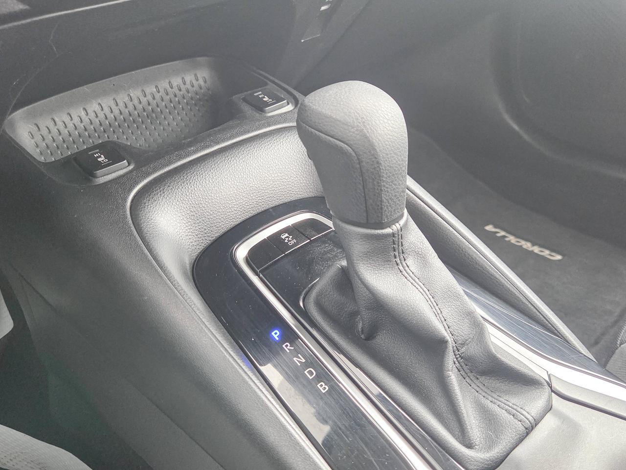2024 Toyota Corolla LE Photo