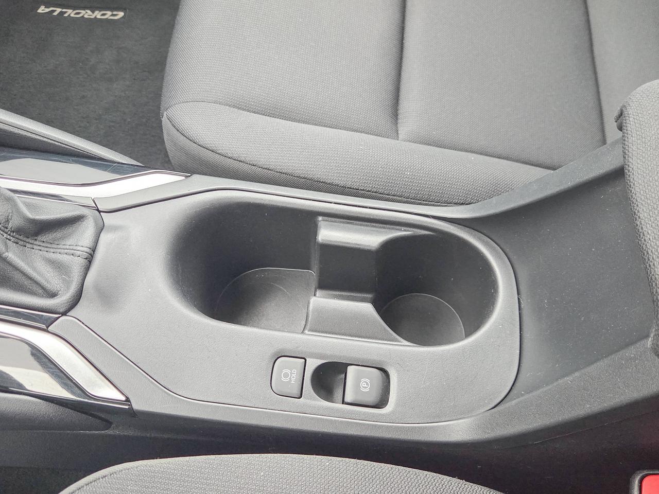 2024 Toyota Corolla LE Photo