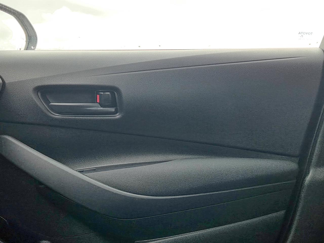 2024 Toyota Corolla LE Photo