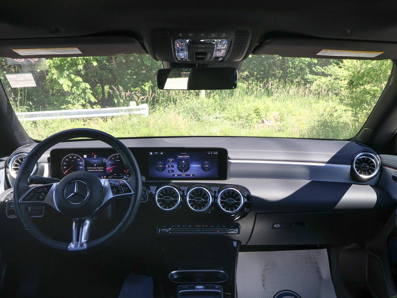 2025 Mercedes-Benz CLA 250 Photo