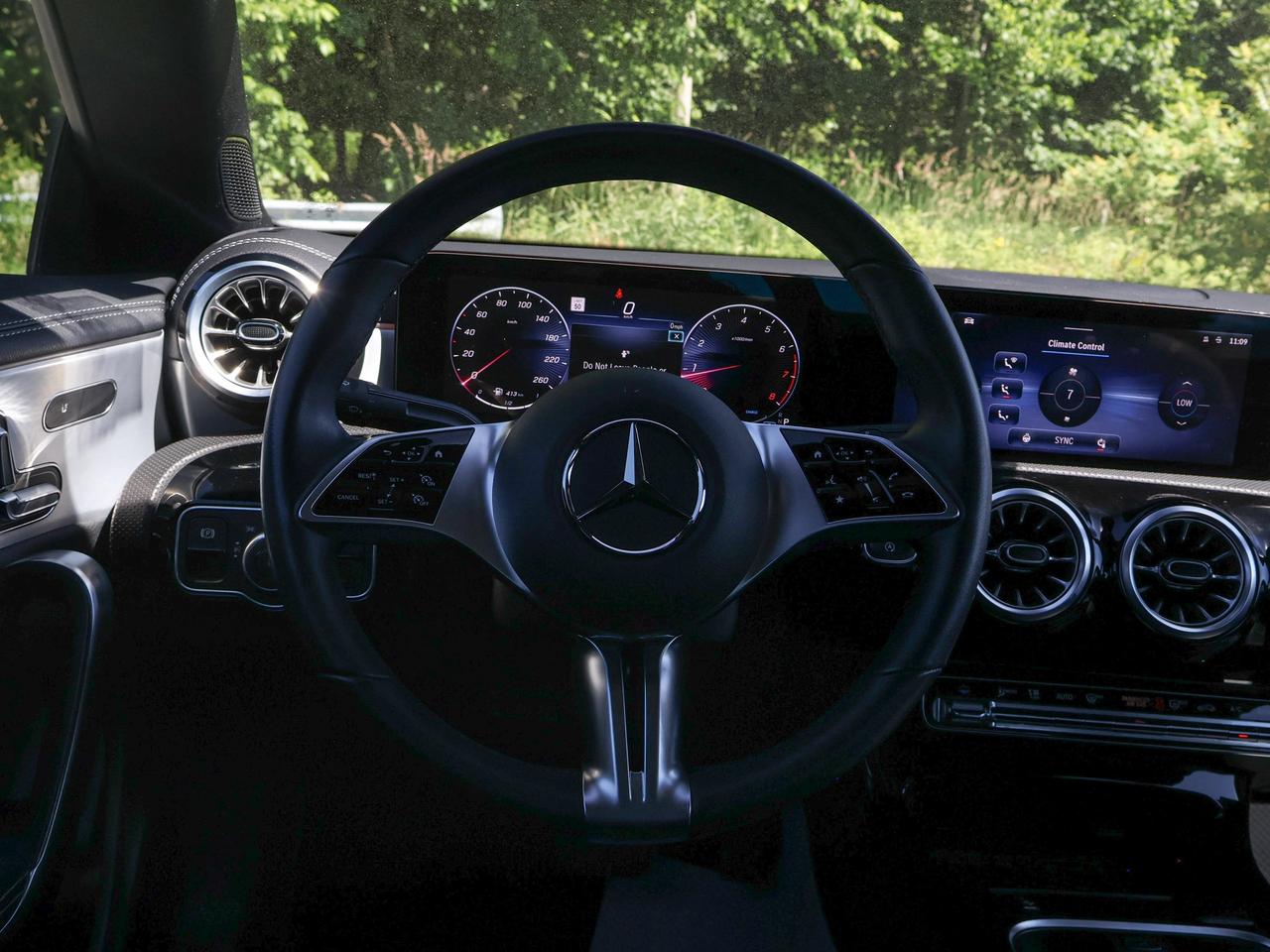 2025 Mercedes-Benz CLA 250 Photo