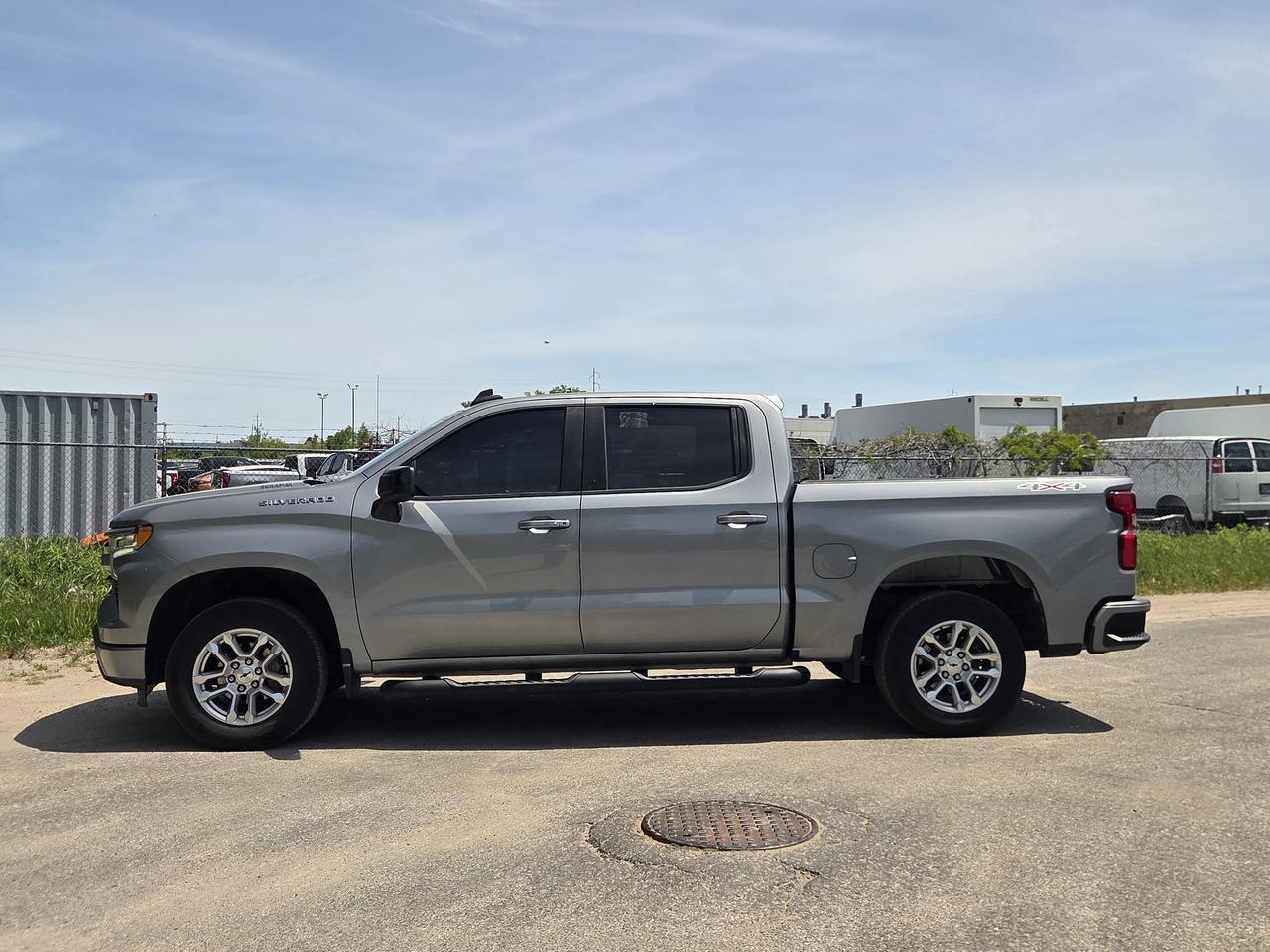 2024 Chevrolet Silverado 1500 RST Photo
