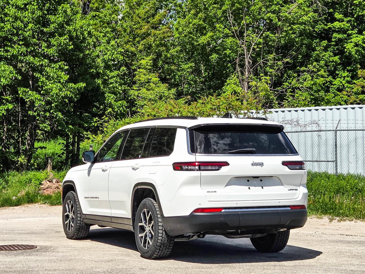 2024 Jeep Grand Cherokee L Limited Photo