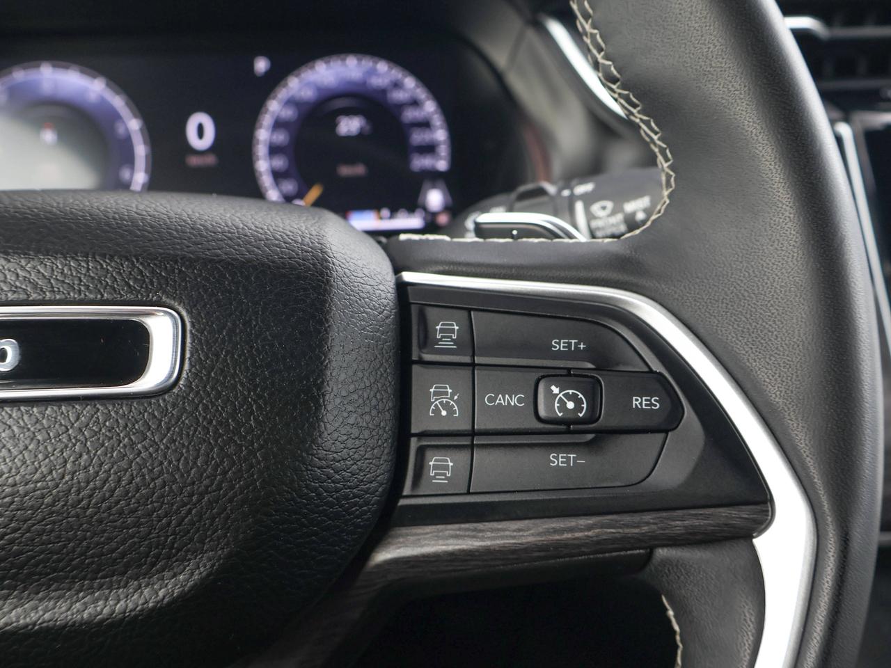 2024 Jeep Grand Cherokee L Limited Photo