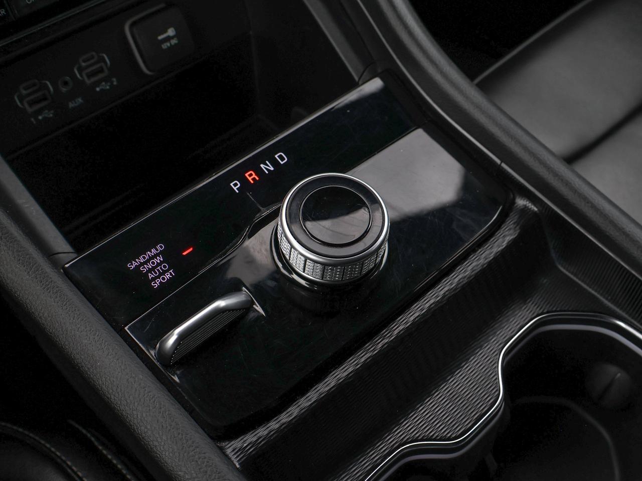 2024 Jeep Grand Cherokee L Limited Photo