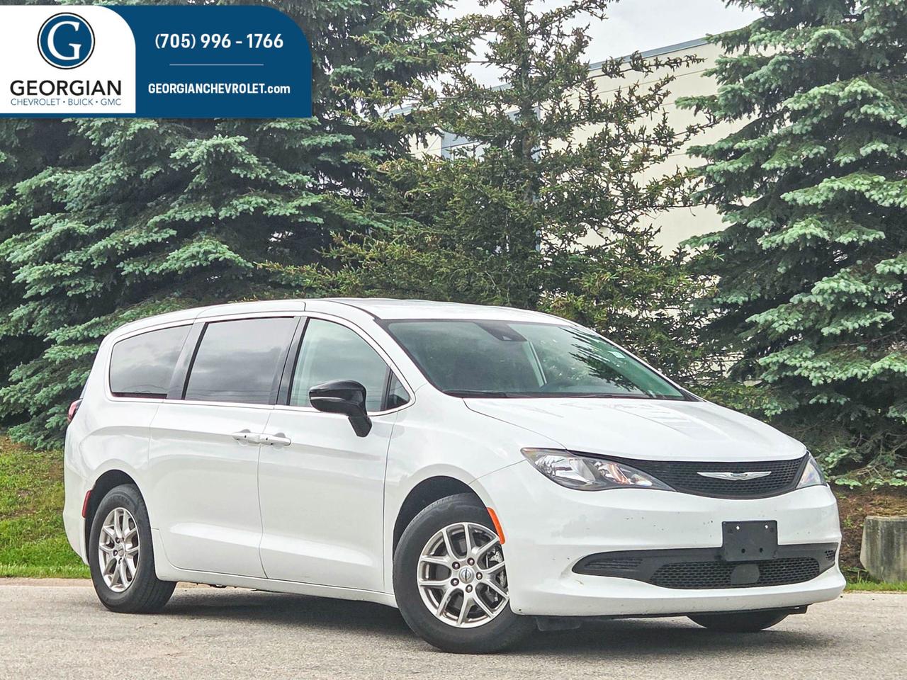 2024 Chrysler Grand Caravan SXT Photo0
