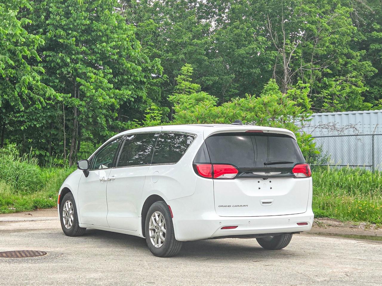 2024 Chrysler Grand Caravan SXT Photo