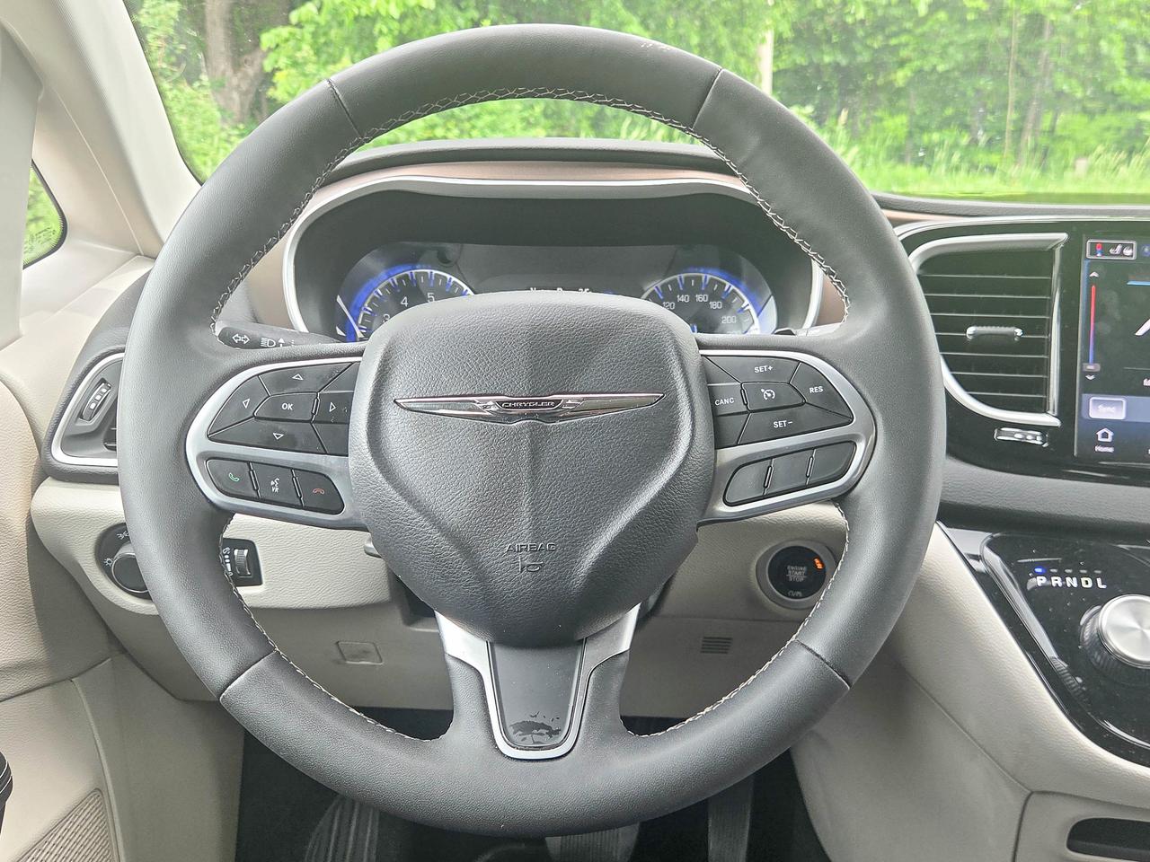 2024 Chrysler Grand Caravan SXT Photo