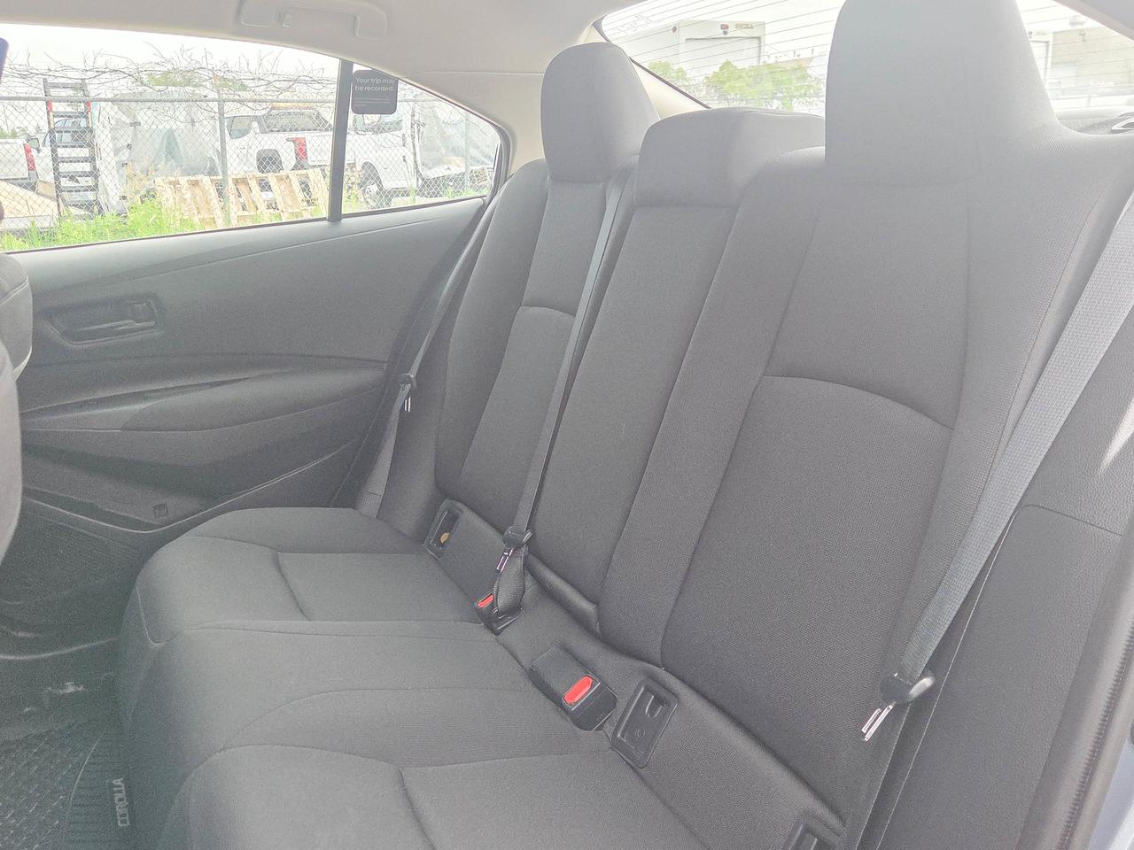2025 Toyota Corolla LE Photo