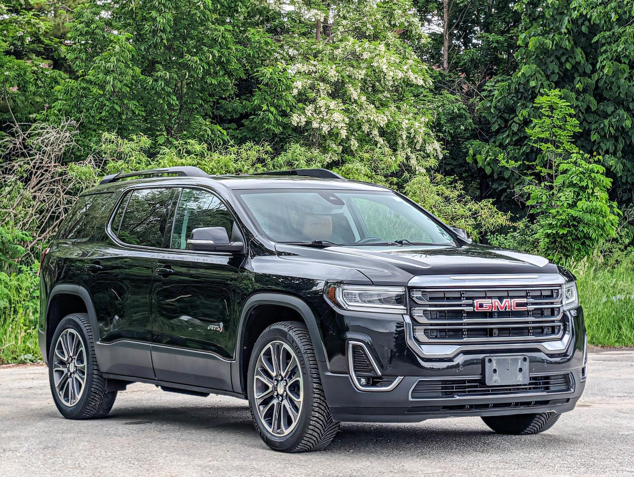2020 GMC Acadia AT4 Photo2