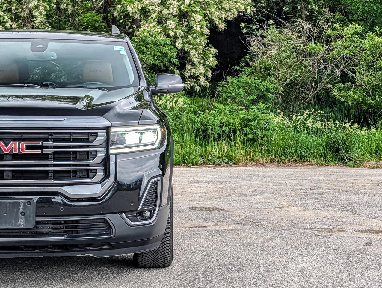 2020 GMC Acadia AT4 Photo4