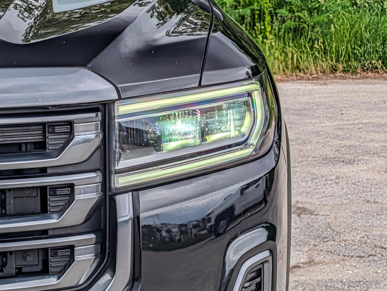 2020 GMC Acadia AT4 Photo
