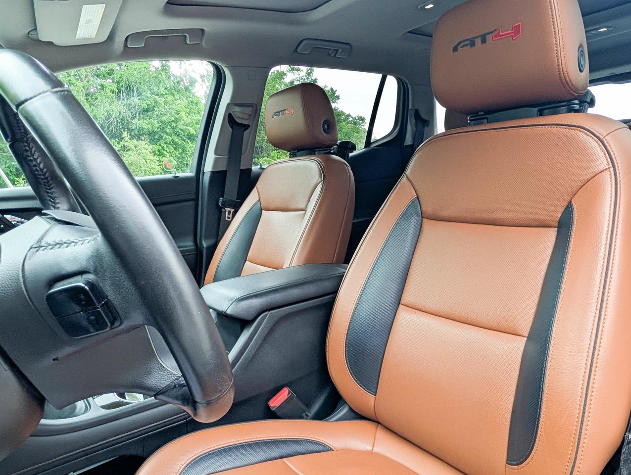 2020 GMC Acadia AT4 Photo