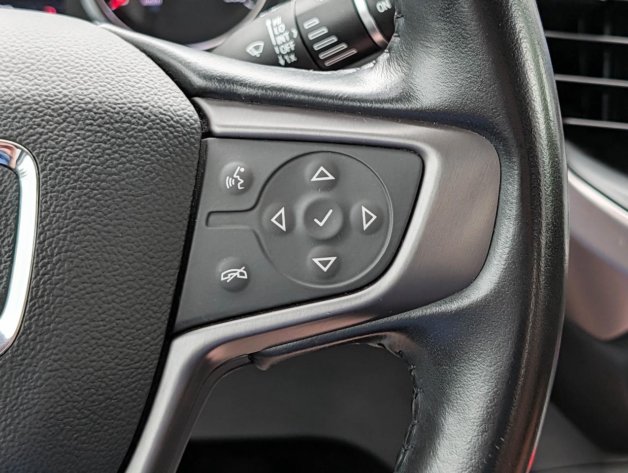 2020 GMC Acadia AT4 Photo