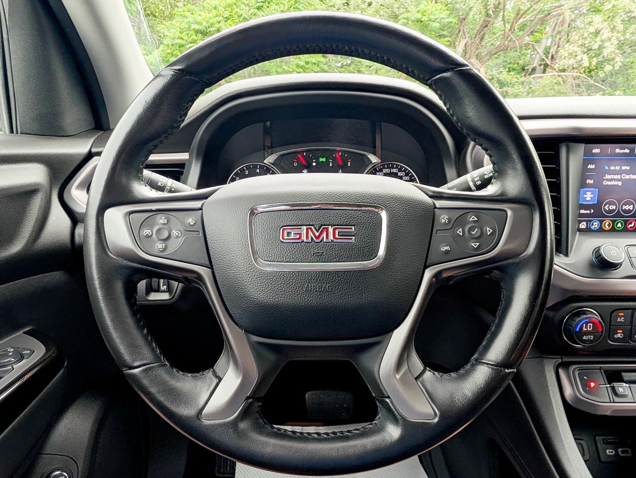 2020 GMC Acadia AT4 Photo