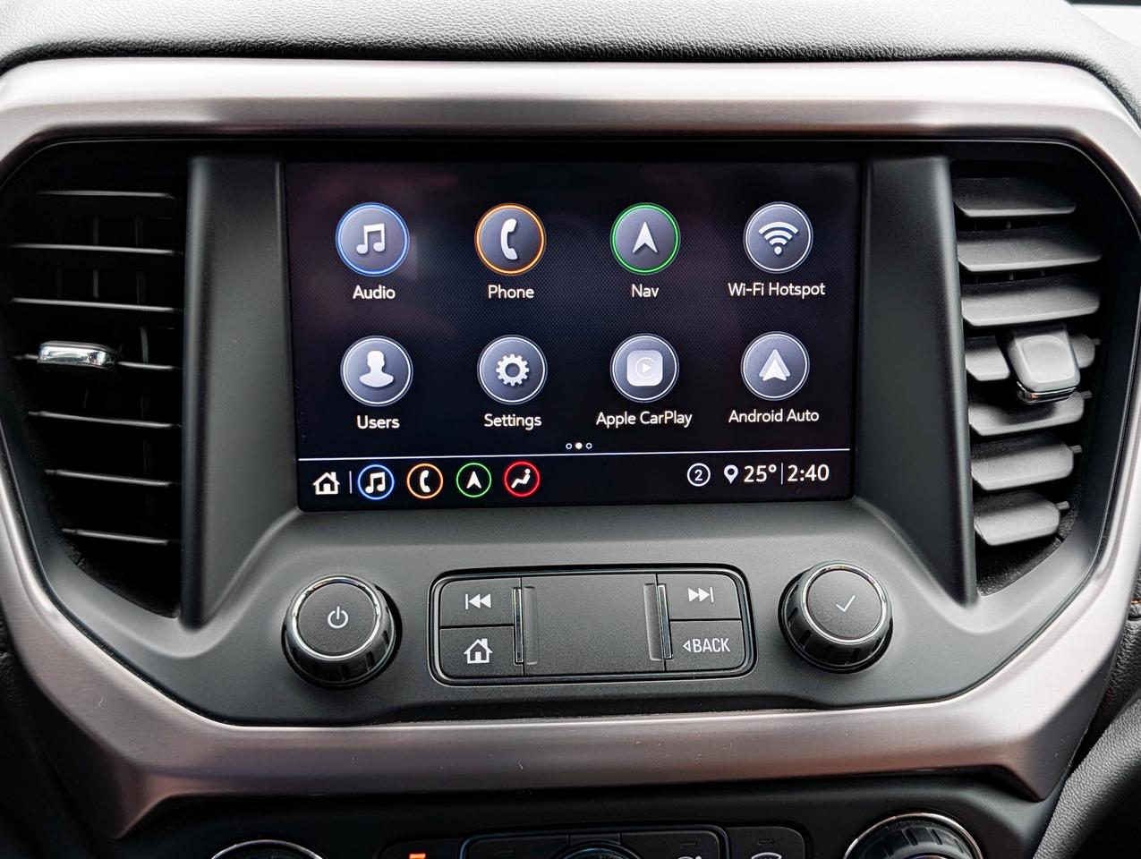 2020 GMC Acadia AT4 Photo