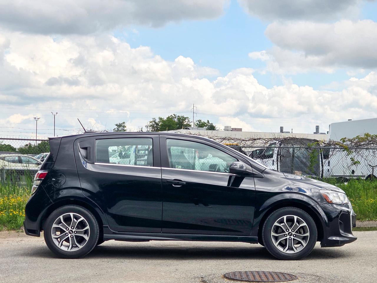 2018 Chevrolet Sonic LT Photo