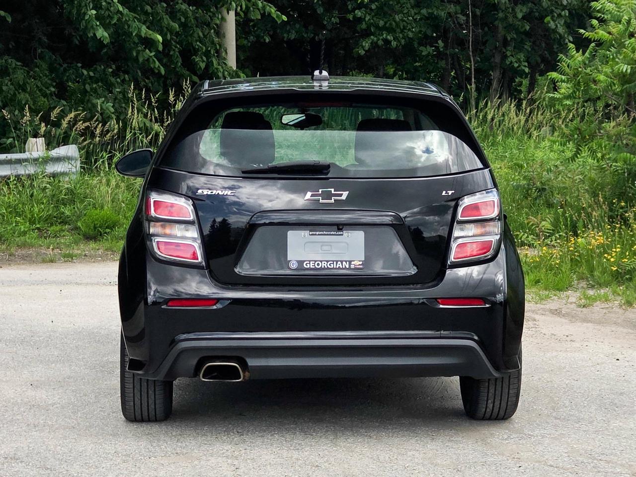 2018 Chevrolet Sonic LT Photo
