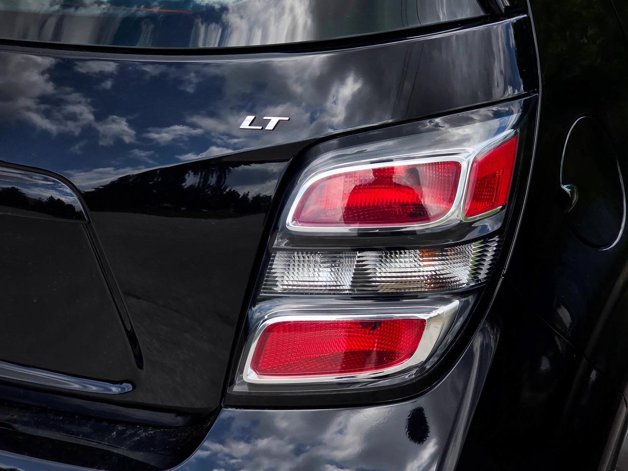 2018 Chevrolet Sonic LT Photo