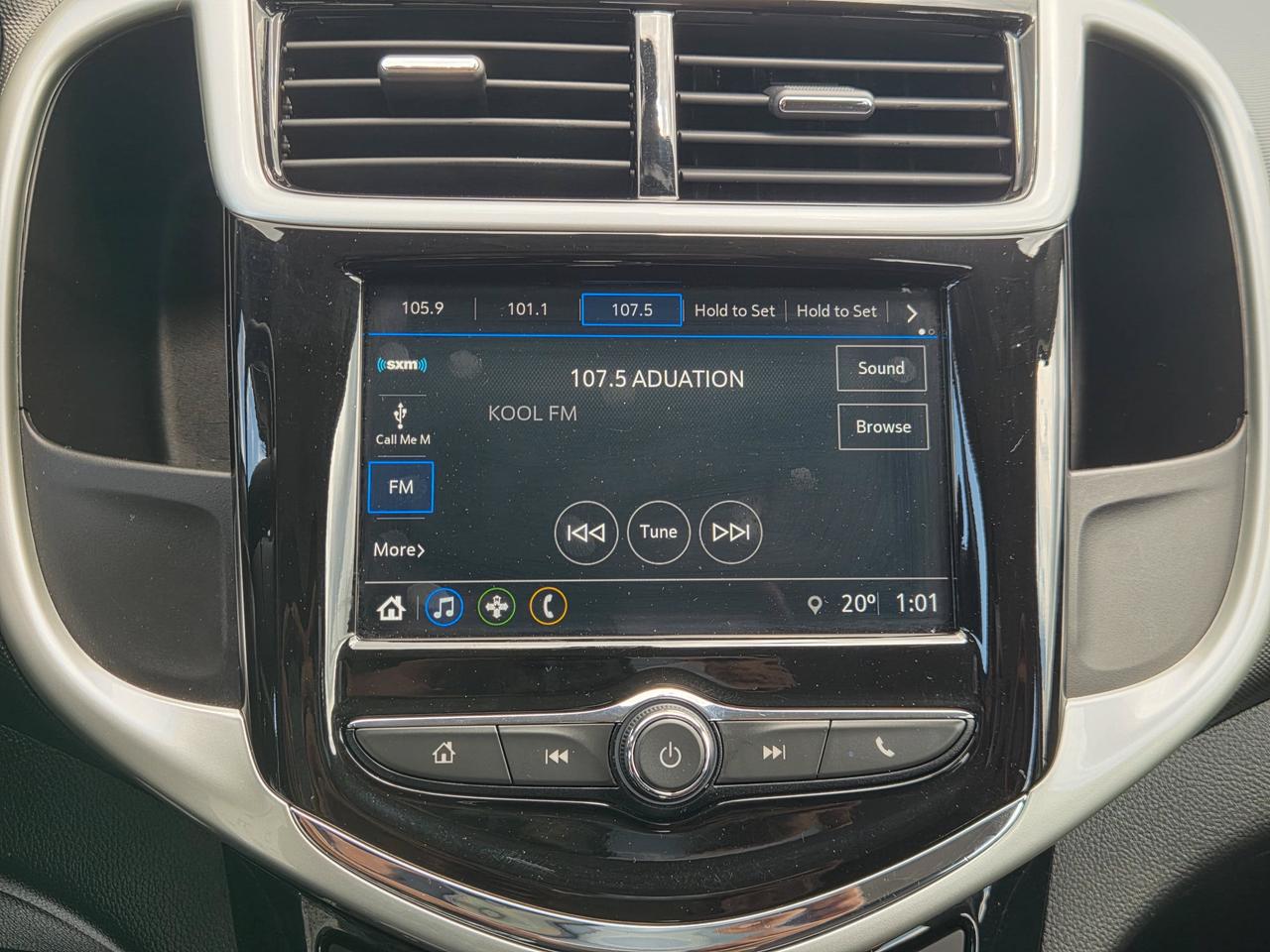2018 Chevrolet Sonic LT Photo
