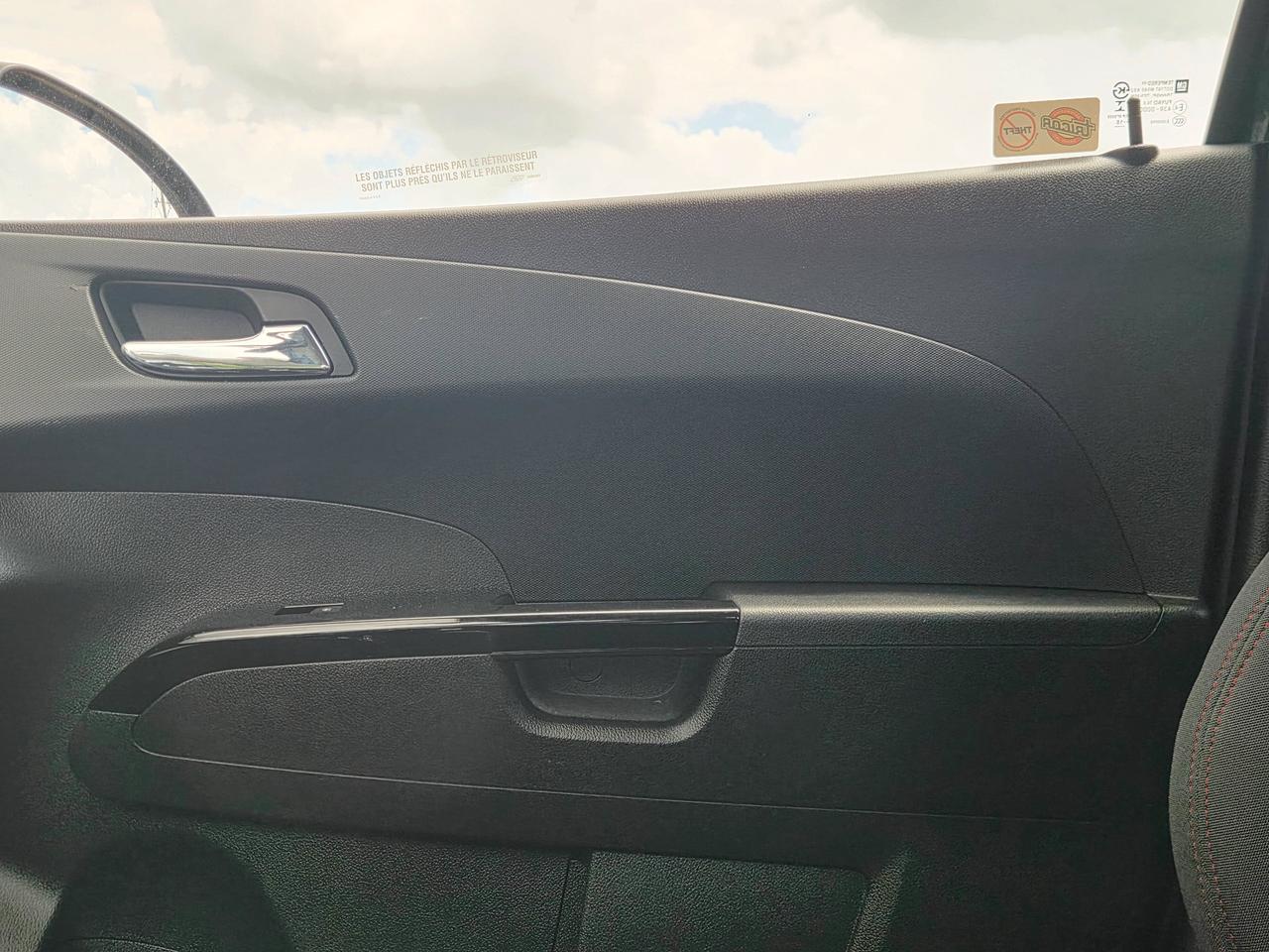 2018 Chevrolet Sonic LT Photo